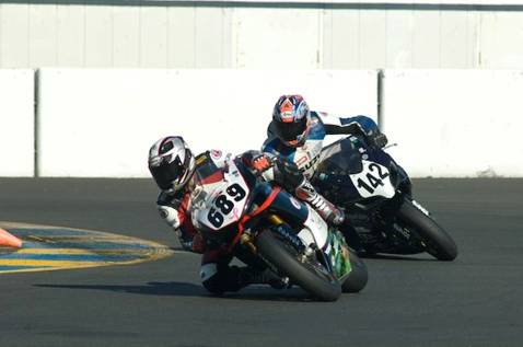 2008_AFM7_F40_T11_GR.jpg